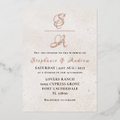 Élégant Rose Monogramme or Mariage Foil Invitation (Recto)