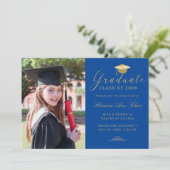 Elegant Royal Blue Gold Script Photo Afstuderen Aankondiging (Staand voorkant)