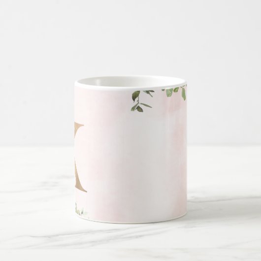 Elegant Roze Bloemen Monogram K Koffie Mok (Center)