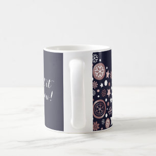 Elegant roze goud metallic sneeuwvlokken winter koffiemok