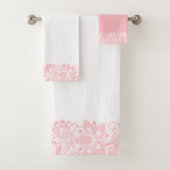 Elegant roze op witte kant rand badhanddoek bad handdoek (Insitu)