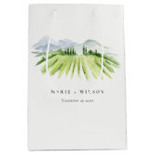 Elegant Rustic Winery Vineyard Mountain Wedding Medium Cadeauzakje (Voorkant)