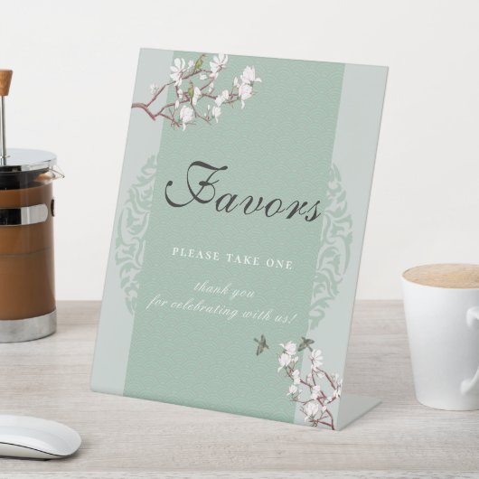 Elegant Sage Green Chinoiserie Guestbook Reclamebord Met Voetstuk (Insitu)
