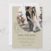 Elegant Sage Green Crest Monogram Save The Date Kaart (Voorkant)