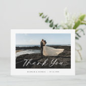 Elegant Script Aangepaste Foto Bruiloft Bedankkaart (Staand voorkant)