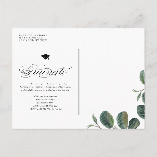 Elegant Script Class of 2025 Foto Afstuderen Aankondigingskaart (Achterkant)