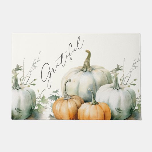 Elegant Script Dankbare Herfst Roestige Pompoen Deurmat (Voorkant)
