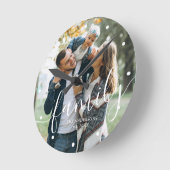 Elegant Script "Family" Aangepaste foto Ronde Klok (Hoek)