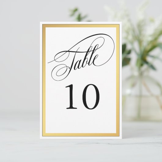 Elegant Script Flourish Table Number Kaart (Staand voorkant)