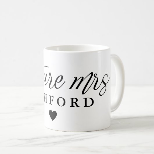 Elegant Script Future Mrs Koffiemok (Voorkant rechts)