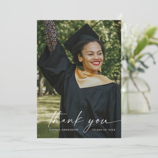 Elégant Script Graduation Merci Cartes (Debout devant)