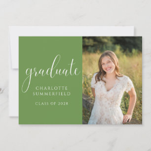 Elegant Script Green Afstuderen Photo Invitation Kaart
