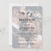 Elegant Script Initiaal 2 Foto Simple Wedding Kaart (Voorkant)