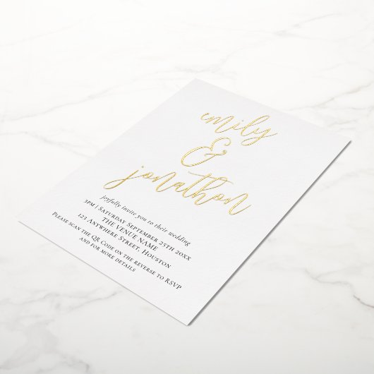 Elegant Script Names QR Code Weddenschap Echte Fol Folie Uitnodiging (Gedraaid)