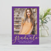 Elegant Script Paars Gold 2-foto Afstuderen Aankondiging (Staand voorkant)