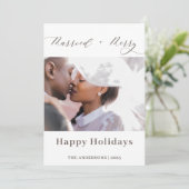 Elegant Script Pasgetrouwd Kerstfeest Feestdagenkaart (Staand voorkant)