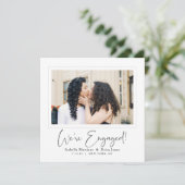 Élégant Script Photo Engagement Party Invitation (Debout devant)