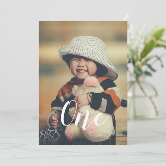 Élégant script photo Invitation à la fête d'annive (Debout devant)