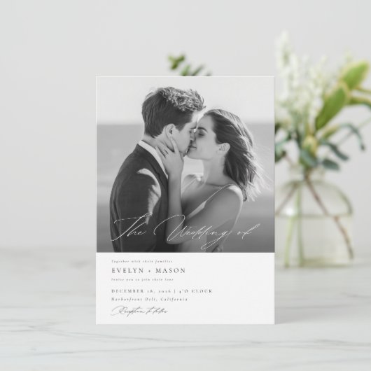 Elegant script QR-code Foto budget bruiloft Kaart (Staand voorkant)