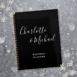Élégant Script Signature Mariage noir et blanc<br><div class="desc">Wedding planner noir et blanc élégant et signature personnalisée avec des noms de style signature. Conçu par Thisisnotme©</div>