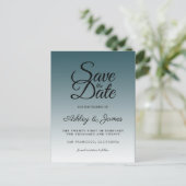 Elegant Script Sla de datum Emerald Ombre op Aankondigingskaart (Staand voorkant)