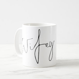Elegant Script Wifey Bride Name Black White Koffiemok