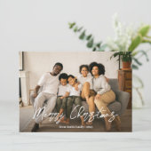 Elegant Script Winterberry Pattern Family Foto Feestdagenkaart (Staand voorkant)