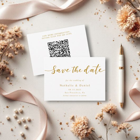 Elegant script wit en goud QR code bruiloft Save The Date