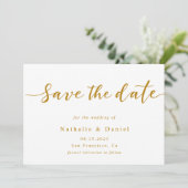 Elegant script wit en goud QR code bruiloft Save The Date (Staand voorkant)