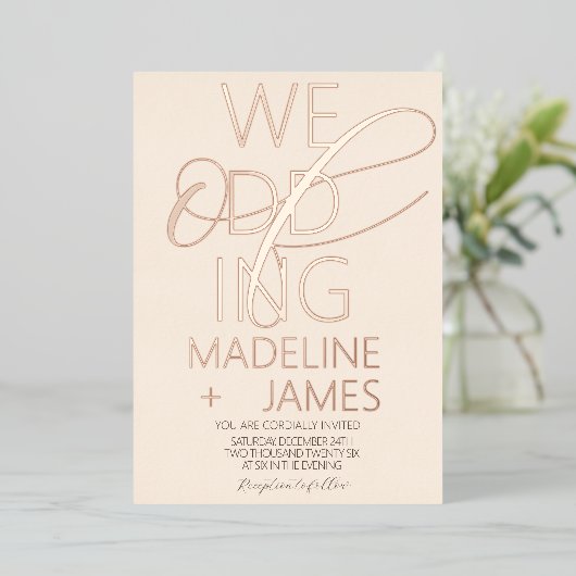 ELEGANT Scripting Rustic Tan Wedding Folie Uitnodiging (Staand Voorkant)