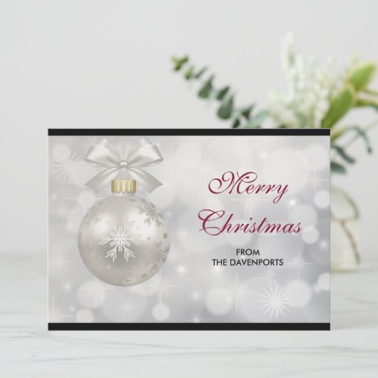Elegant Silver-kerstbal op Bokeh Lights Feestdagenkaart (Staand voorkant)