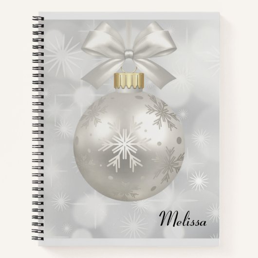 Elegant Silver-kerstbal op Bokeh Lights Notitieboek (Voorkant)
