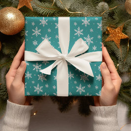 Elegant Silver Snowflake | Winter Holiday  Cadeaupapier