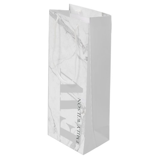 Elegant Simple Marble Stone Grey Name Monogram Wijn Cadeautas (Voorkant Gekanteld)