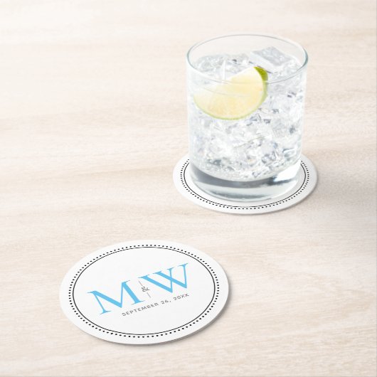 Elegant Sky Blue Monogram Weddenschap Ronde Kartonnen Onderzetter (Insitu)