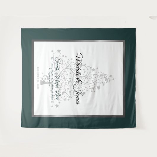 Elegant Smaragd Groen Zilver Winter Bruiloft Wandkleed (Voorkant (horizontaal))