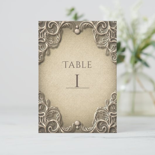Elegant Southern Charm Rustic Burlap Table Number Kaart (Staand voorkant)