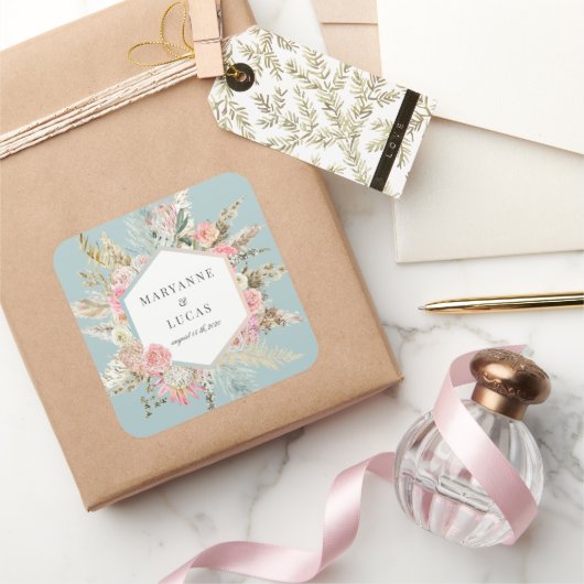 Élégant Sticker Carré de Monogramme Floral Bohème (Cadeaux)