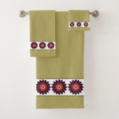 Elegant, Stylish Mandalas on White and Beige Bad Handdoek (Insitu)