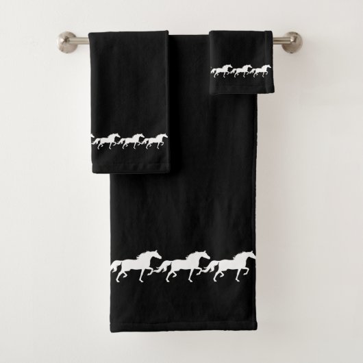 Elegant Stylish White Horses on Black (En situation)