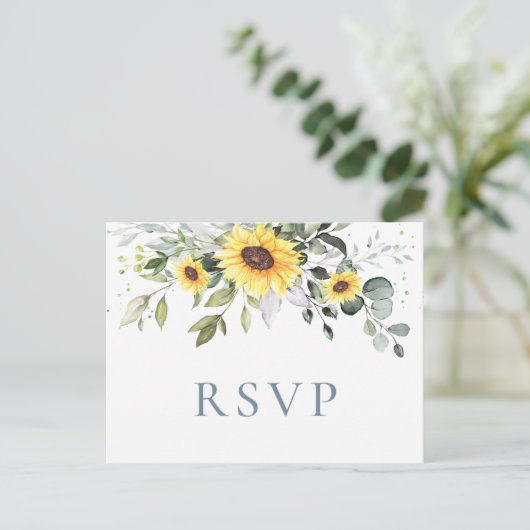 Elegant Sunflower Eucalyptus Floral Wedding RSVP Briefkaart (Staand voorkant)