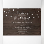 Elégant Tri-Fold Rustique mariage en bois Invitati (Intérieur au milieu)
