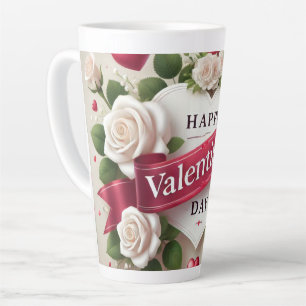 Elegant Valentijnsdag ontwerp met Rozen, harten Latte Mok