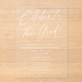 Elegant vieren van het Afstudeerder White Script A Acryl Uitnodigingen (Voorkant)