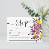 Élégant Violet de mariage floral rsvp monogramme (Debout devant)