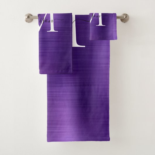 Élégant violet foncé brossé monogramme métallique (En situation)