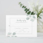 Elegant Waterverf Eucalyptus Branch Wedding RSVP Kaartje (Staand voorkant)