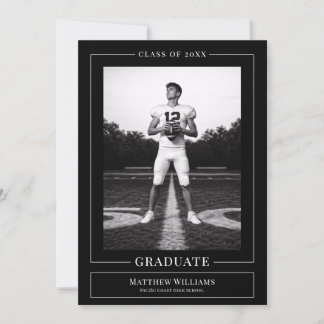 Elegant White & Black Graduate Announcement Kaart