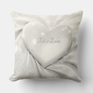 Elegant White Cream Heart Sierkussen