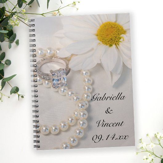 Elegant White Daisy Wedding Notitieboek
